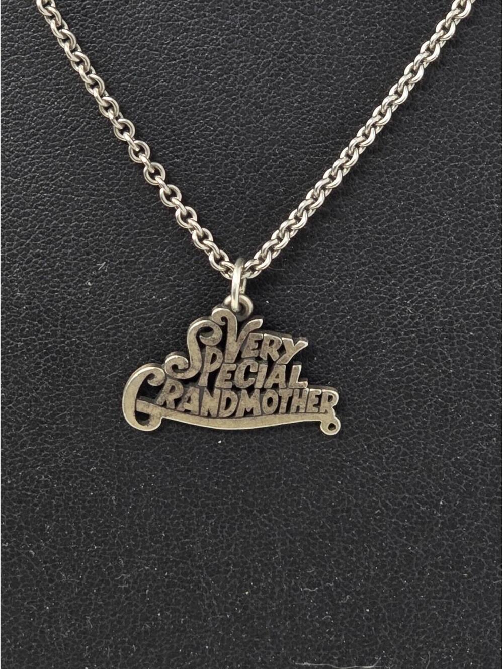 James Avery Very Special Grandmother 925 Pendant Necklace